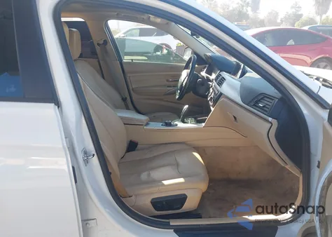 2012 BMW 328I z USA, uszkodzony, nr VIN WBA3A5C53CF347304